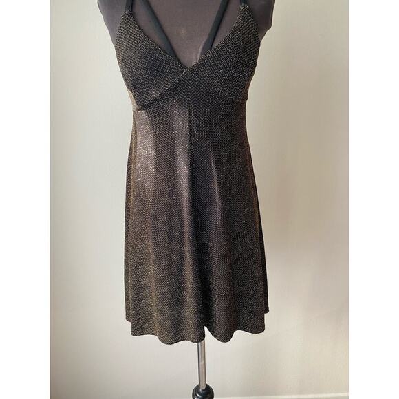 Marciano sz S cut out metallic‎ shift dress - Picture 8 of 9
